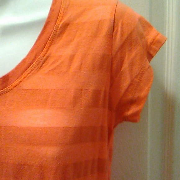 Orange knit top by "the Balance Collection" - Picture 2 of 8